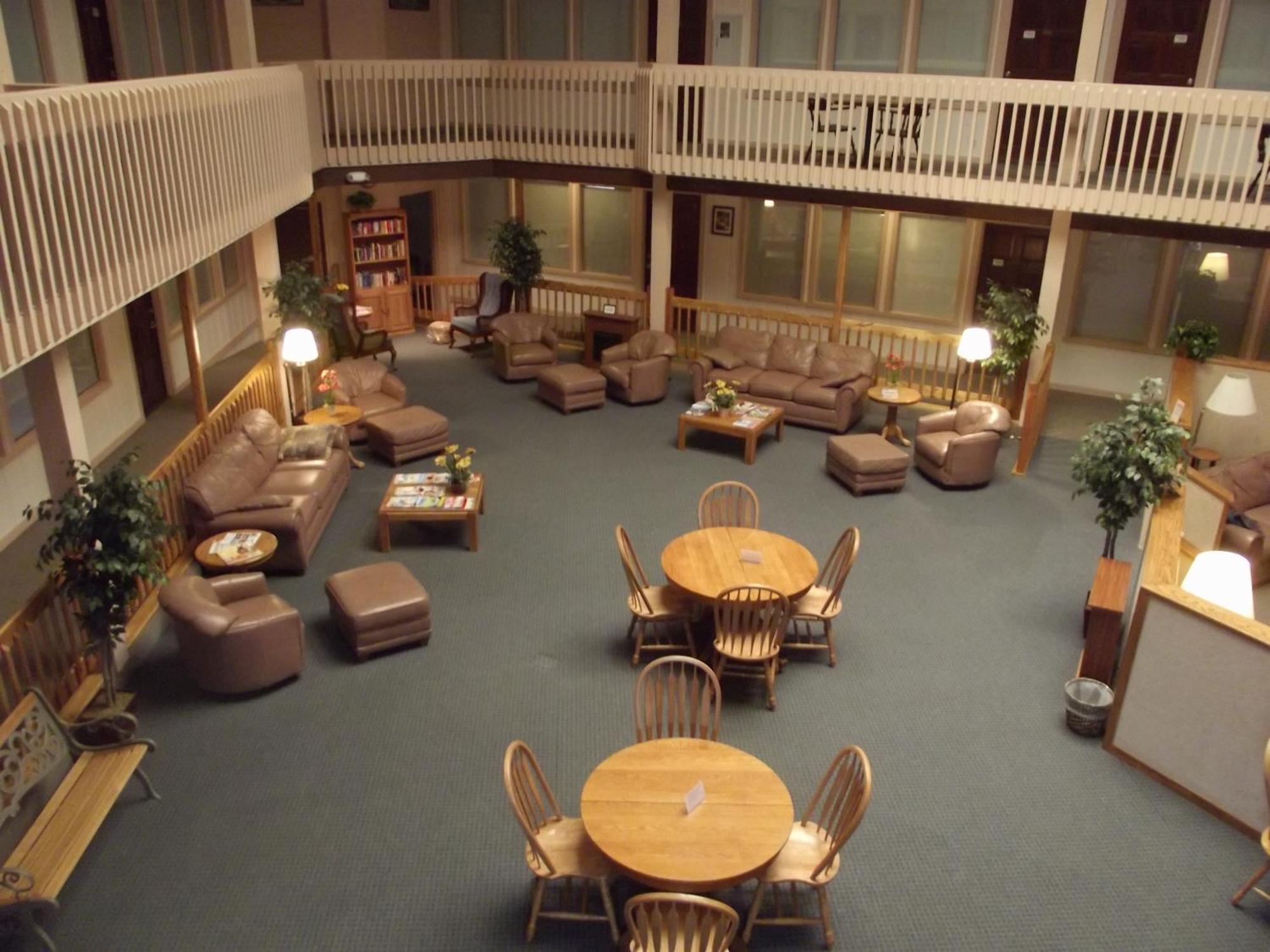 ราวด์เฮาส์ รีสอร์ต บาย วีอาร์ไอ รีสอร์ต Hotel ไพน์ท็อป-เลคไซด์ ภายนอก รูปภาพ